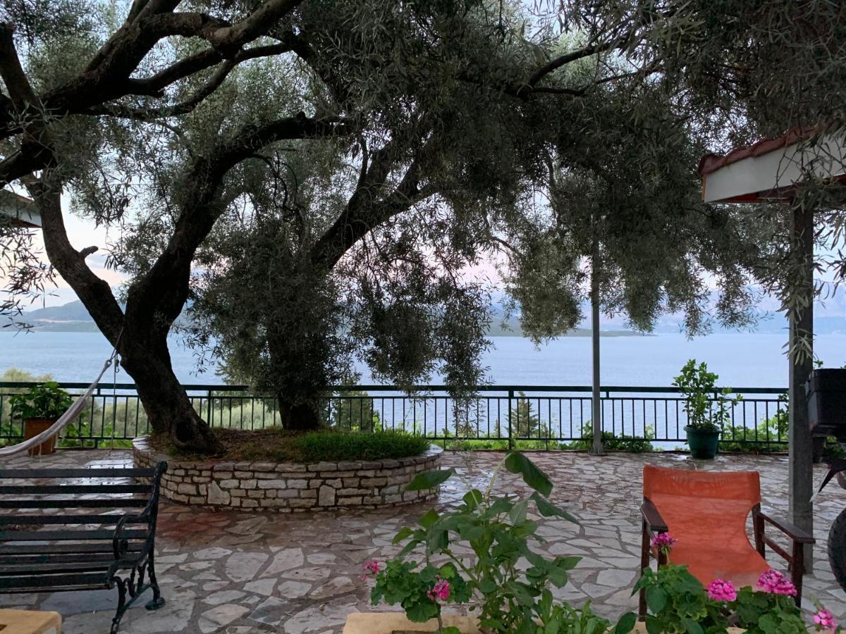 Ionian Melody Aparthotel Nikiana Esterno foto